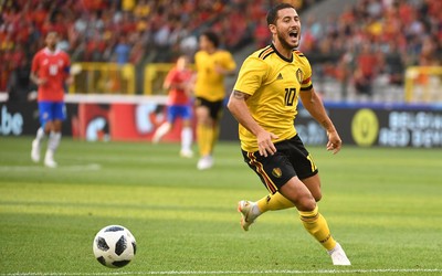 FN电竞精华-佩德里这脚法太秀了让人眼花缭乱